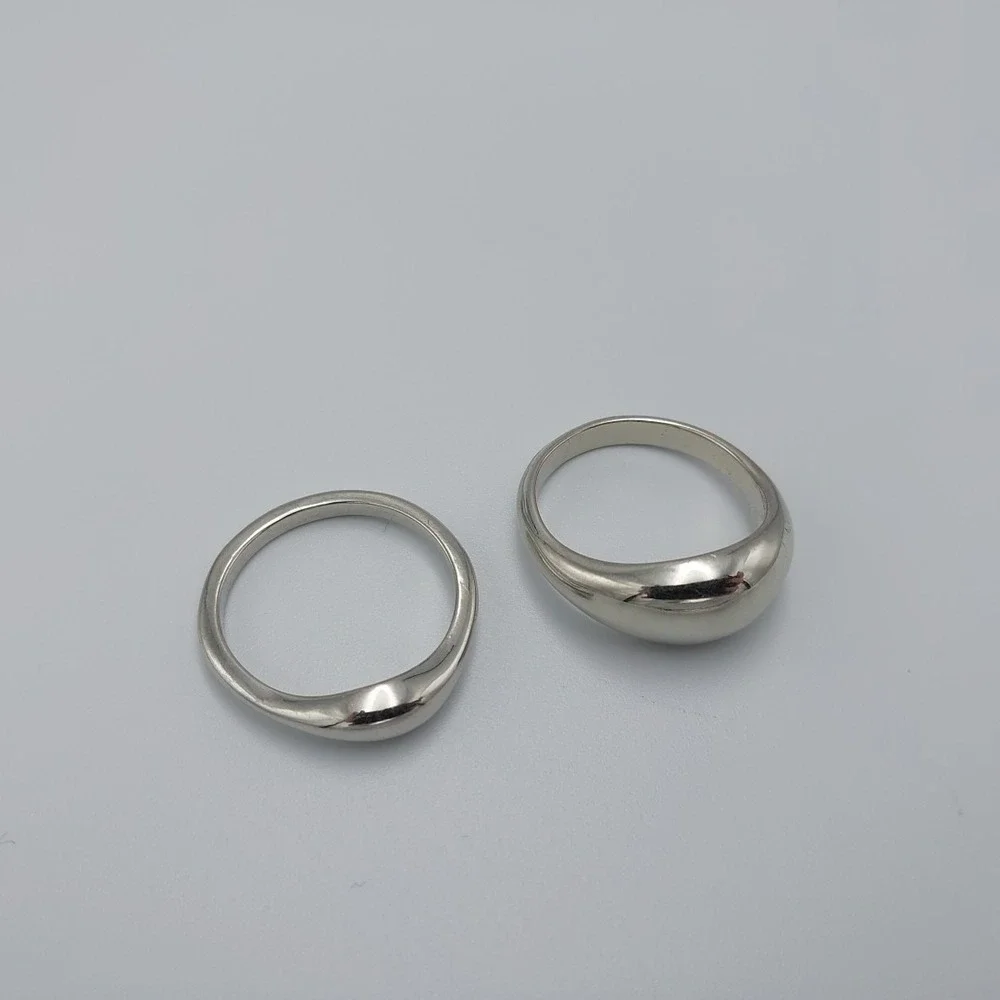 Silver Toned Domed Shaped Rings Set Of 2 Size 11.5‎